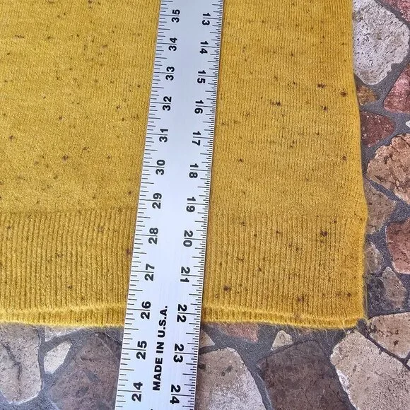 NWT Old Navy Womens Cozy Gold Speckled Knit Sweater Size XS - Picture 11 of 11